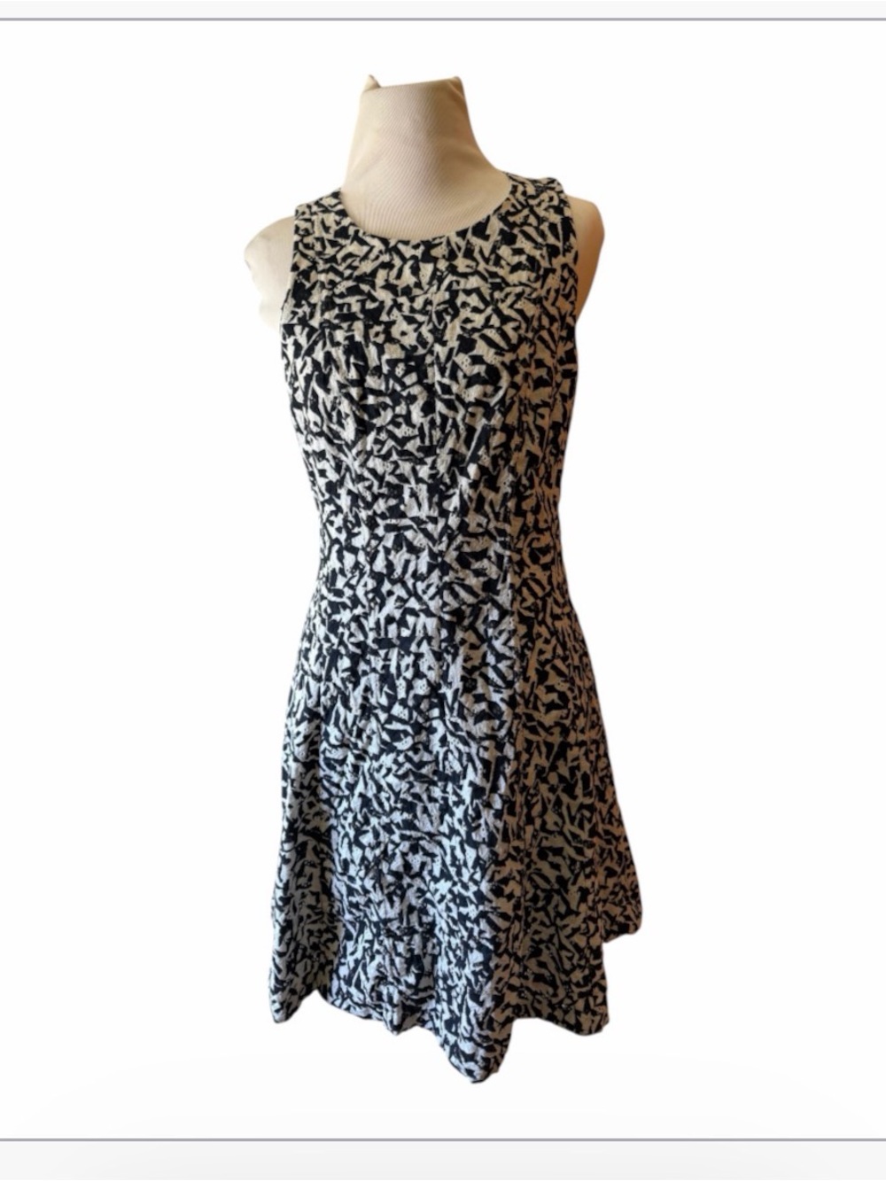 Theory Navy/White print  Eyelet Sleeveless Fit-and-Flare Dress Maydra 6 preppy